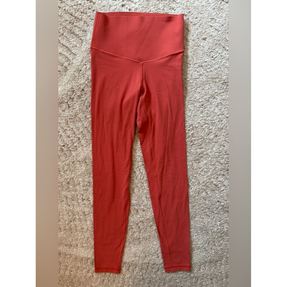Offline by Aerie Real Me Xtra 7/8 leggings, size XS. Like New Condition!!